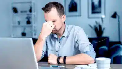 Empreendendo no vermelho: posso abrir empresa com nome sujo?