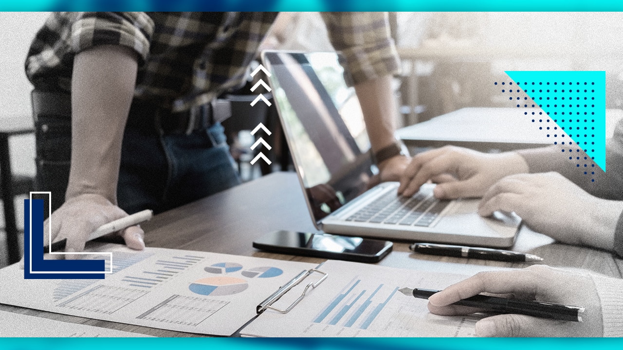 Emitir nota fiscal em nome de outra pessoa é crime? Entenda